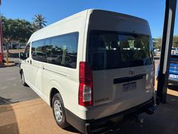 2022 Toyota HIACE Commuter Bus DSL AT (White Only)
