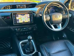 2019 Toyota Hilux SR5