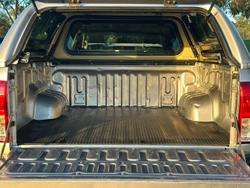 2019 Toyota Hilux SR5