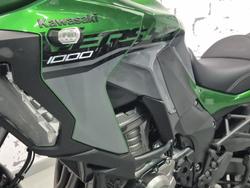 2019 Kawasaki Versys 1000 SE Versys Green