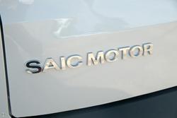 2025 LDV D90 Mode SV9A MY25 Natural White