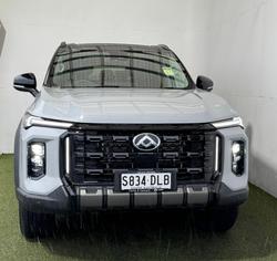 2025 LDV D90 Executive