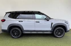 2025 LDV D90 Executive