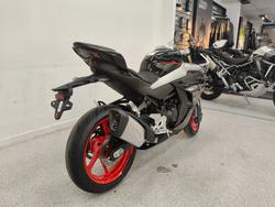 2026 CFMOTO 450 SR ABS Black