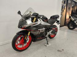 2026 CFMOTO 450 SR ABS Black