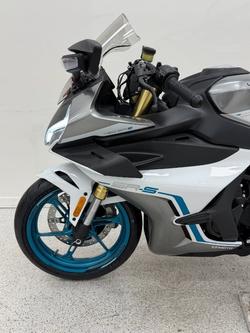 2026 CFMOTO 450 SR S White