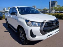 2023 Toyota Hilux SR