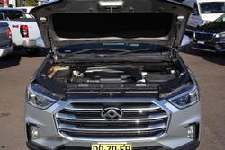 2019 LDV D90 Executive