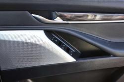 2019 LDV D90 Executive
