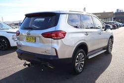 2019 LDV D90 Executive