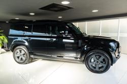 2026 Land Rover Defender 110 D350 X-Dynamic SE