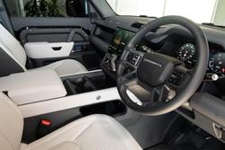 2026 Land Rover Defender 110 D350 X-Dynamic SE