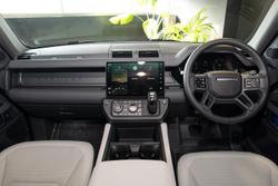 2026 Land Rover Defender 110 D350 X-Dynamic SE