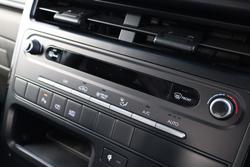 2026 Hyundai STARIA LOAD