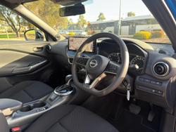 2025 Nissan JUKE ST+