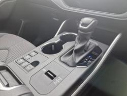 2024 Toyota Kluger GX