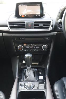 2016 Mazda 3 SP25 GT