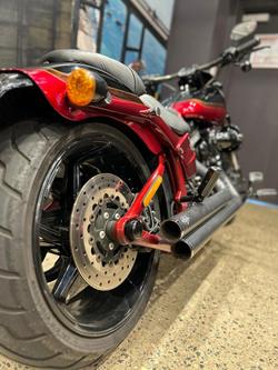 2017 Harley-Davidson CVO Pro Street Breakout (FXSE) CVO Red