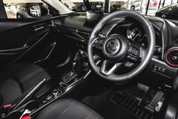 2025 Mazda 2 G15 Evolve