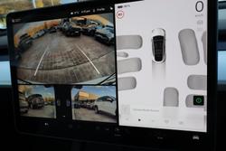 2023 Tesla Model Y Rear-Wheel Drive