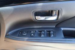 2020 Mitsubishi Outlander ES