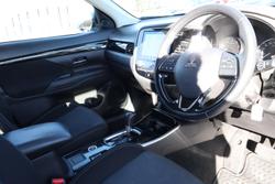 2020 Mitsubishi Outlander ES