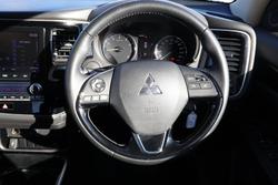 2020 Mitsubishi Outlander ES