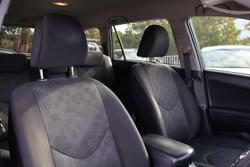 2011 Toyota RAV4 CV