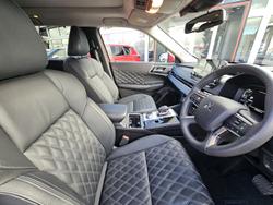 2024 Mitsubishi Outlander Exceed Tourer