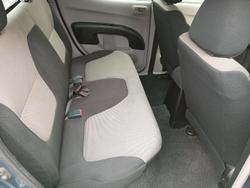 2010 Mitsubishi Triton GL-R