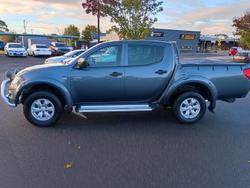 2010 Mitsubishi Triton GL-R