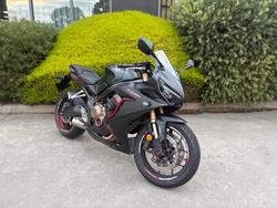 Honda CBR650R