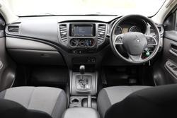 2016 Mitsubishi Triton GLX