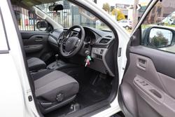 2016 Mitsubishi Triton GLX