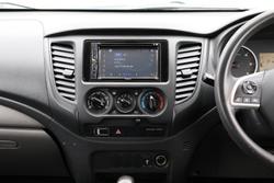 2016 Mitsubishi Triton GLX