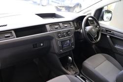 2017 Volkswagen Caddy TSI220