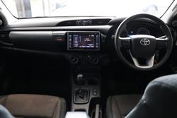 2018 Toyota Hilux SR