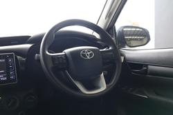 2018 Toyota Hilux SR