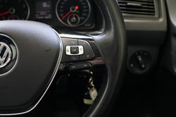 2016 Volkswagen Caddy TSI220