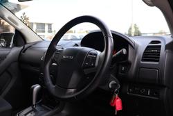 2017 Isuzu D-MAX SX High Ride