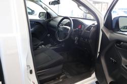 2015 Isuzu D-MAX EX