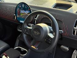 2025 MINI Countryman JCW Favoured