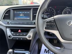 2017 HYUNDAI ELANTRA ACTIVE 2.0 MPI