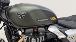 2026 Triumph SCRAMBLER 900 BLACK