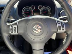 2013 SUZUKI SX4 CROSSOVER GY Red