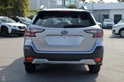 2025 Subaru Outback AWD Touring XT