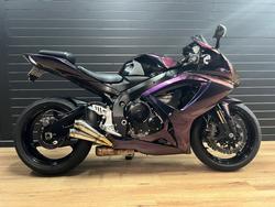 Suzuki GSX-R750