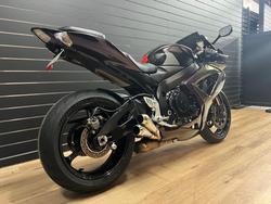 2006 SUZUKI GSX-R750 Purple
