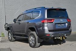 2022 Toyota Landcruiser VX