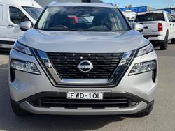 2024 Nissan X-TRAIL ST